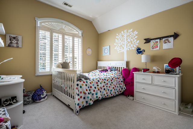 1186 Winter Wood Court, Zionsville, IN 46077