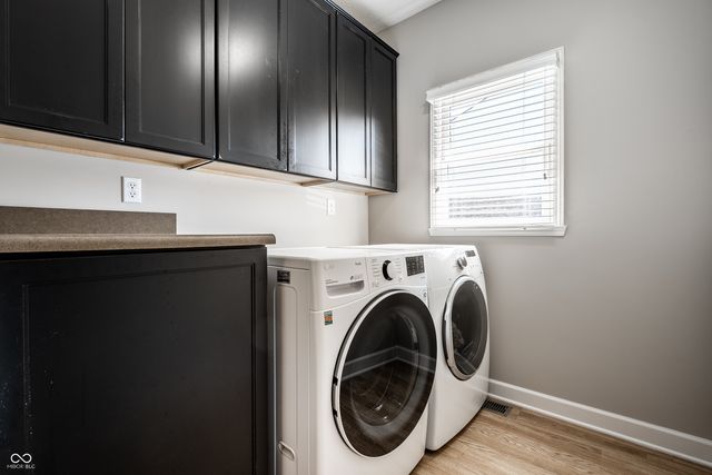 1186 Winter Wood Court, Zionsville, IN 46077