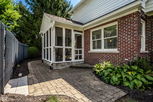 1186 Winter Wood Court, Zionsville, IN 46077