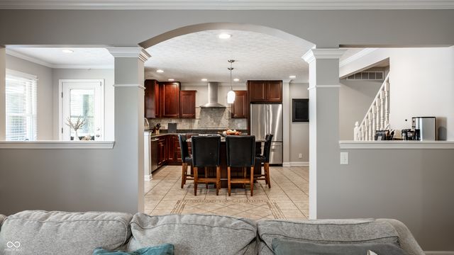 1186 Winter Wood Court, Zionsville, IN 46077