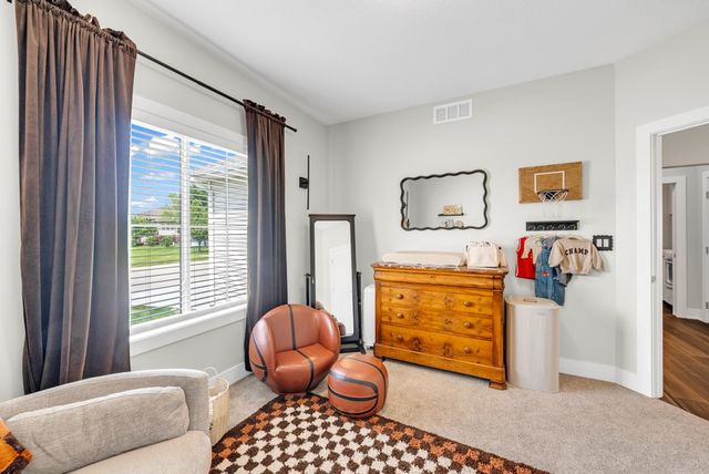 2105 NE Grant Street, Ankeny, IA 50021