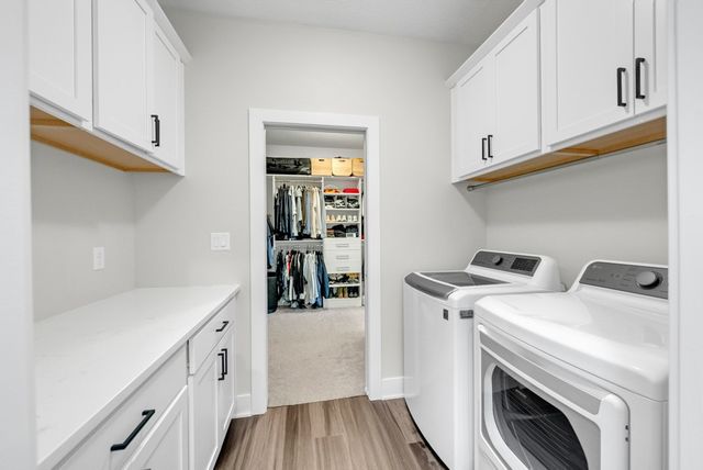 2105 NE Grant Street, Ankeny, IA 50021