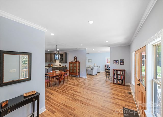 85 Garnet Spring Lane, Waynesville, NC 28785
