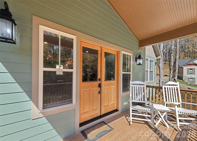 85 Garnet Spring Lane, Waynesville, NC 28785