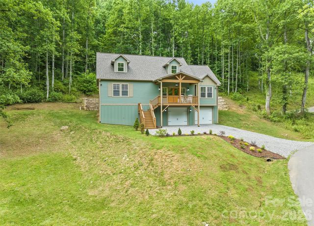 85 Garnet Spring Lane, Waynesville, NC 28785