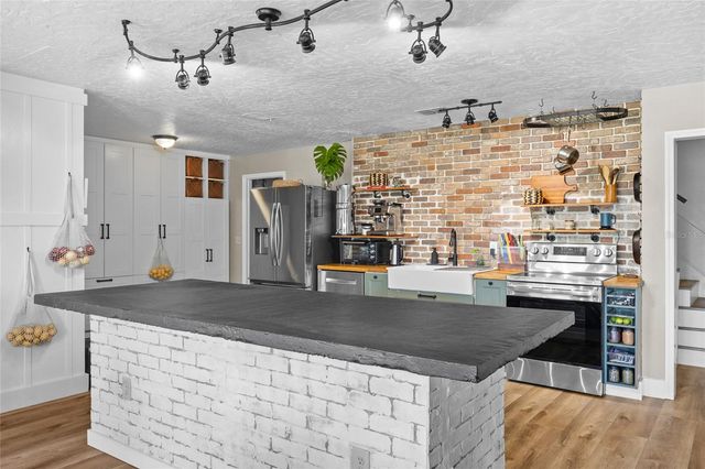 3815 IRONWEDGE DRIVE, Orlando, FL 32808