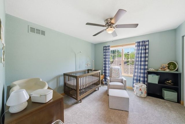 2702 41st Place, Des Moines, IA 50310