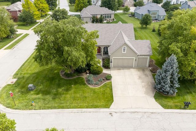 14101 Wingfoot Court, Basehor, KS 66007