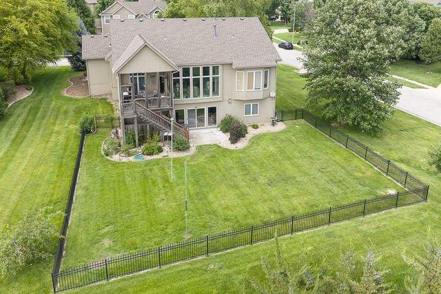 14101 Wingfoot Court, Basehor, KS 66007
