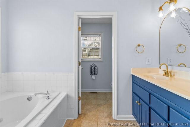 5414 Outer Banks Street, Hope Mills, NC 28348