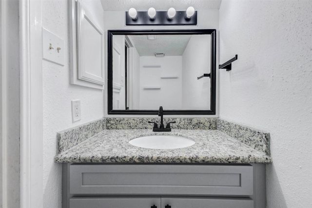 13614 Sablegrove Lane, Houston, TX 77014