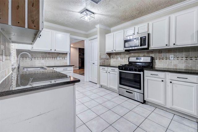 13614 Sablegrove Lane, Houston, TX 77014