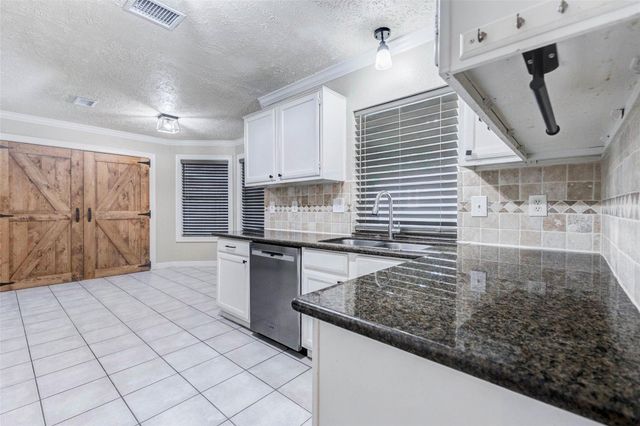 13614 Sablegrove Lane, Houston, TX 77014