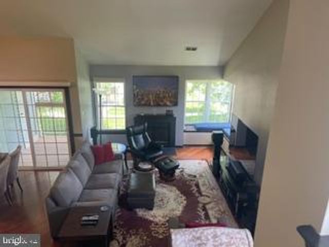 218 ANDOVER PL, Robbinsville, NJ 08691