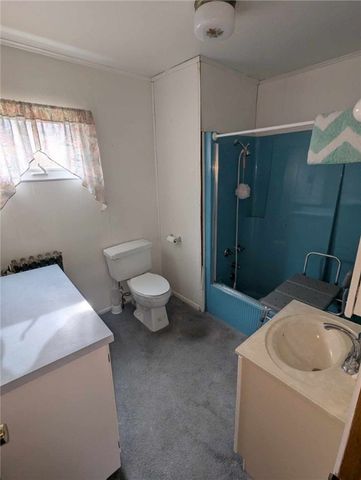 12 Circle St, Brownsville, PA 15417