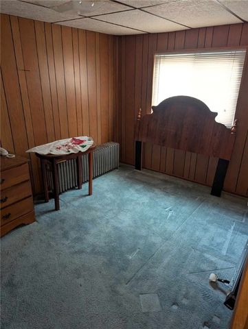 12 Circle St, Brownsville, PA 15417