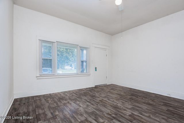 3026 Grand Ave, Louisville, KY 40211
