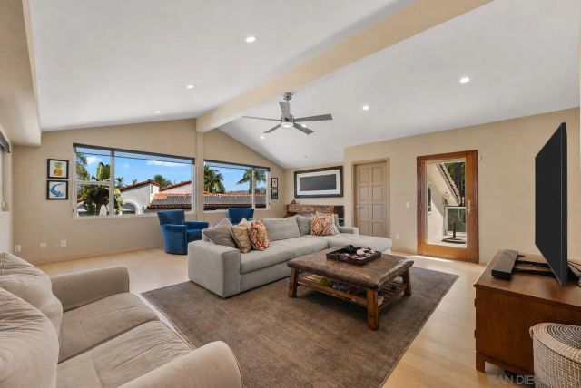 15925 Lime Grove Rd, Poway, CA 92064