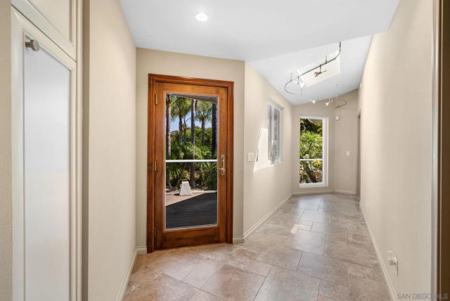 15925 Lime Grove Rd, Poway, CA 92064