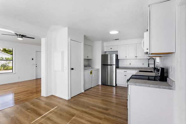 1641 W 27th Street D, Riviera Beach, FL 33404