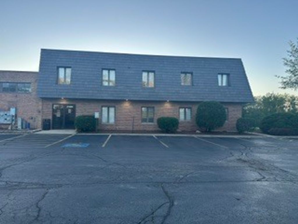 21800 S LaGrange Road, Frankfort, IL 60423