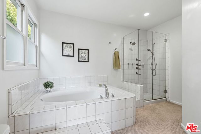 8128 Regis Way, Los Angeles, CA 90045