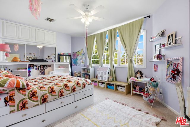 8128 Regis Way, Los Angeles, CA 90045