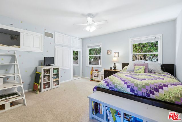 8128 Regis Way, Los Angeles, CA 90045