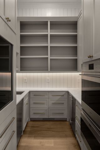 4301 Estes Rd, Nashville, TN 37215