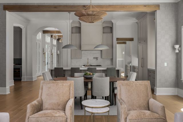 4301 Estes Rd, Nashville, TN 37215