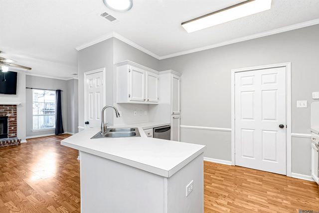 9144 Alder Dr, Saint George, LA 70817