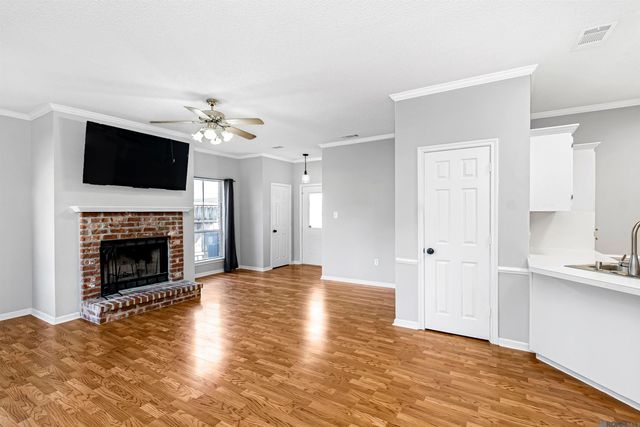 9144 Alder Dr, Saint George, LA 70817