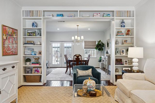 3713 Wakeforest Street, Houston, TX 77098