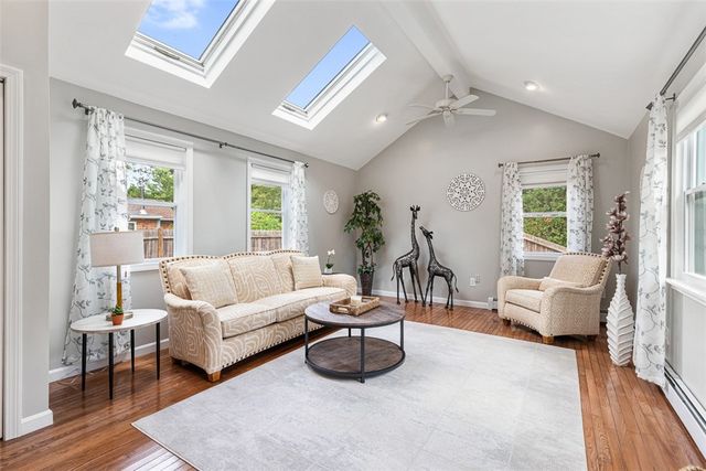 69 Mason Road, Barrington, RI 02806