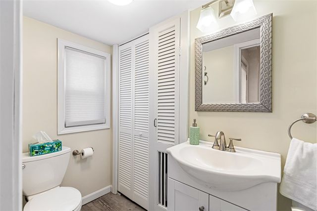 69 Mason Road, Barrington, RI 02806