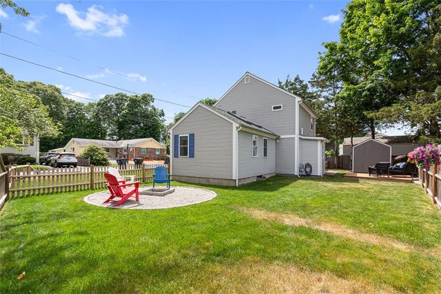 69 Mason Road, Barrington, RI 02806
