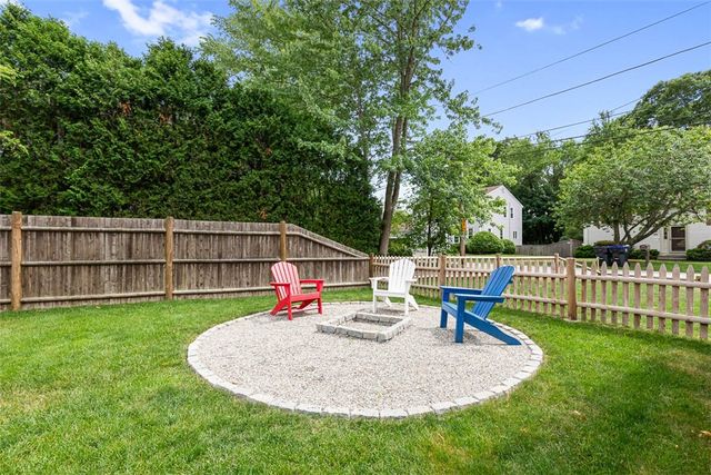 69 Mason Road, Barrington, RI 02806