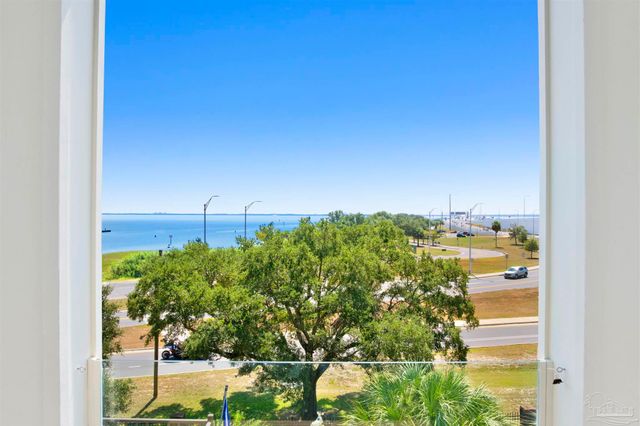 1625 E Heinberg St, Pensacola, FL 32502