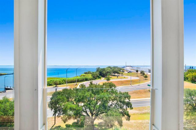 1625 E Heinberg St, Pensacola, FL 32502