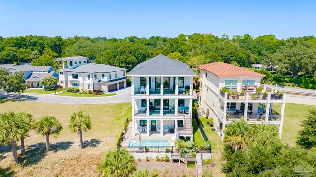 1625 E Heinberg St, Pensacola, FL 32502