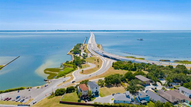 1625 E Heinberg St, Pensacola, FL 32502