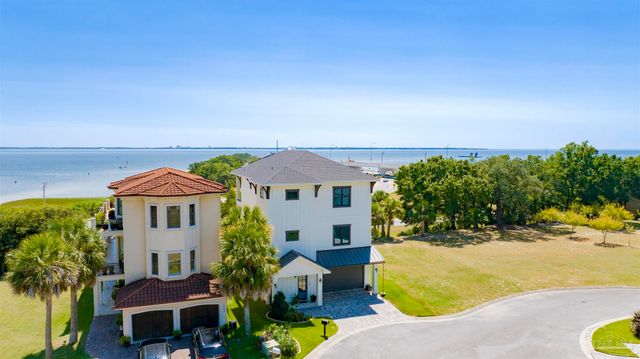 1625 E Heinberg St, Pensacola, FL 32502