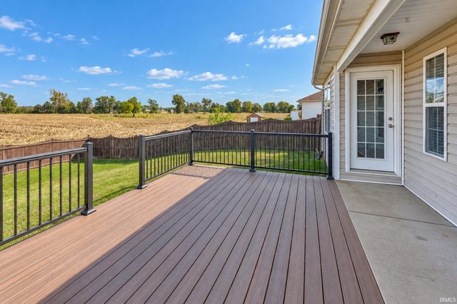 3900 Canyon Rock Court, Evansville, IN 47725