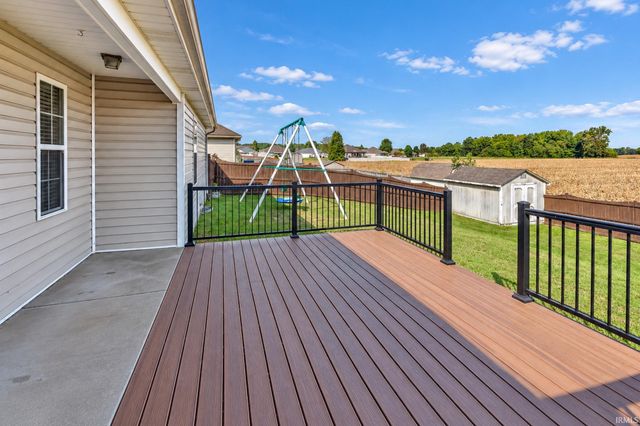 3900 Canyon Rock Court, Evansville, IN 47725