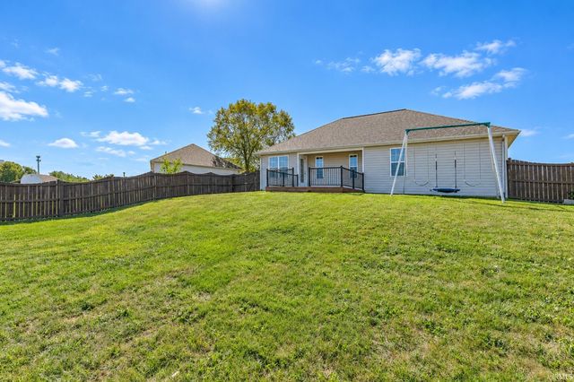 3900 Canyon Rock Court, Evansville, IN 47725