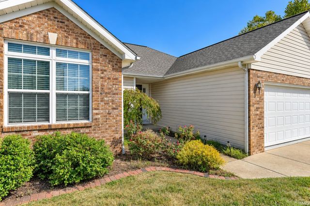 3900 Canyon Rock Court, Evansville, IN 47725