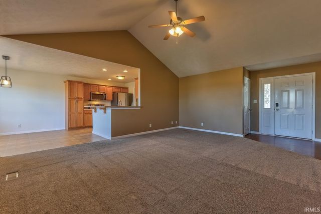 3900 Canyon Rock Court, Evansville, IN 47725