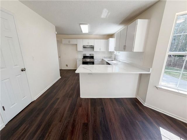 2214 Rambling Way, Lithonia, GA 30058