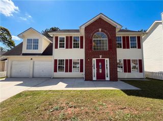 2214 Rambling Way, Lithonia, GA 30058