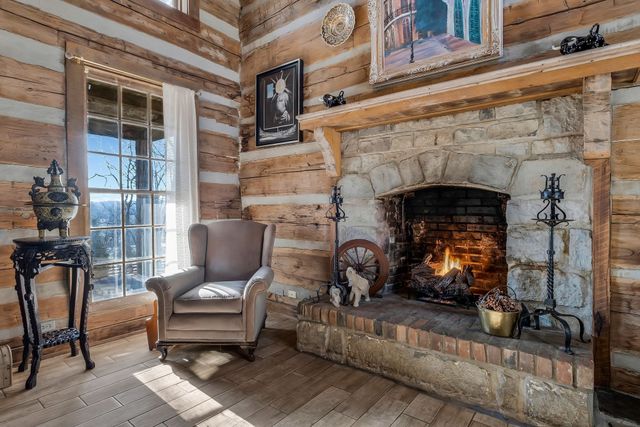 4404A Long Hollow Pike, Goodlettsville, TN 37072